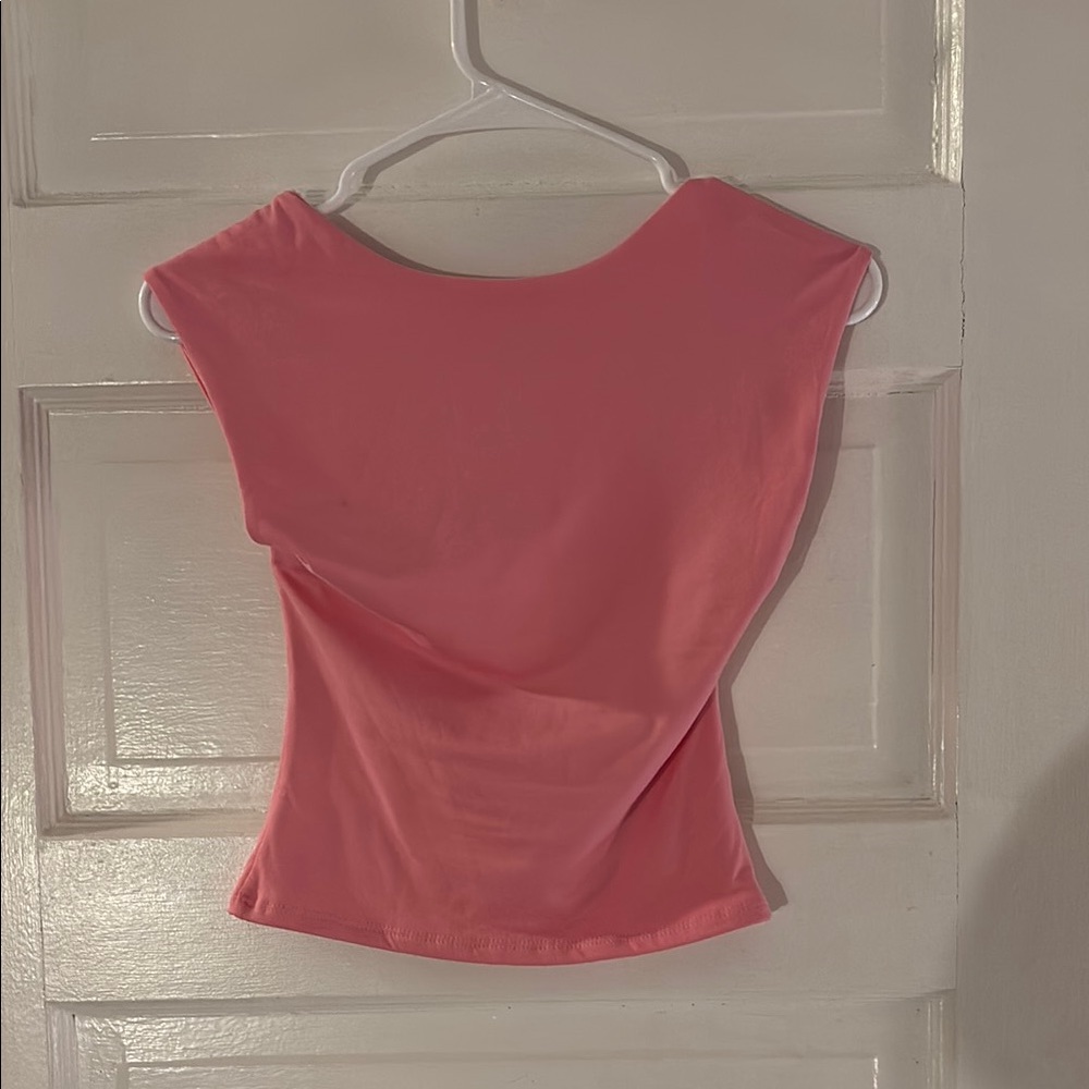Backless pink top